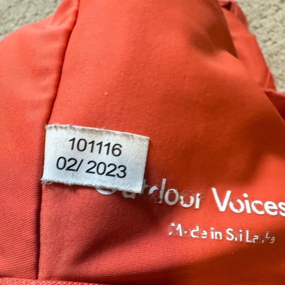 Outdoor Voices TWO PIECE SET (SplashKnit All-Time Bra) & (SplashKnit 5" Short) - Picture 8 of 9